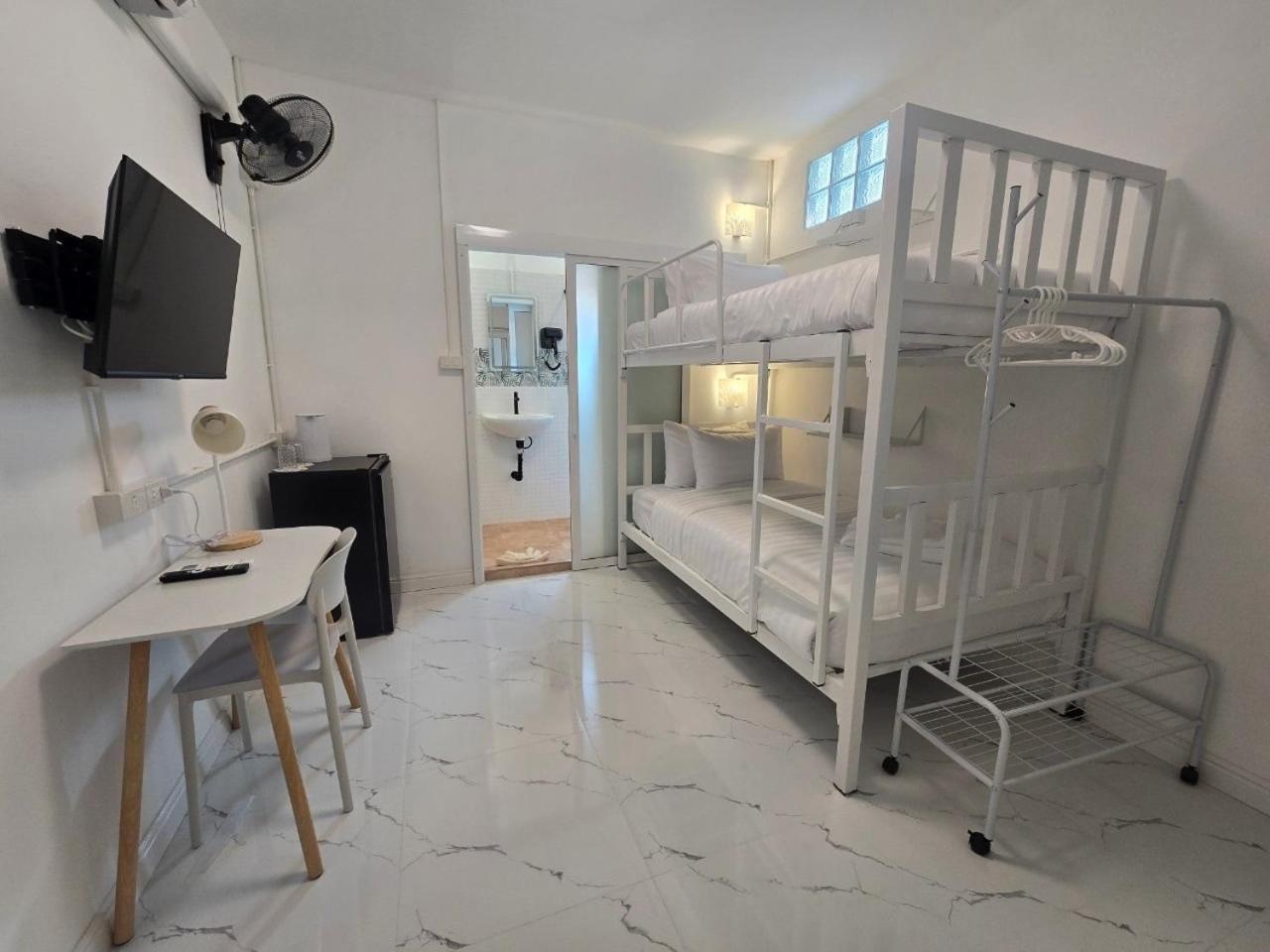 The Oasis Inn Hua Hin Ngoại thất bức ảnh